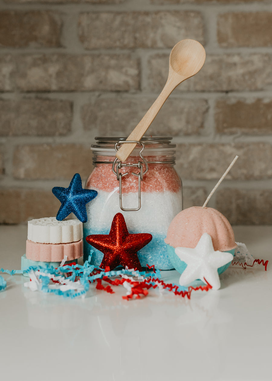 all natural independence day themed bath bomb, shower steamers, and bath crystals or bath salts